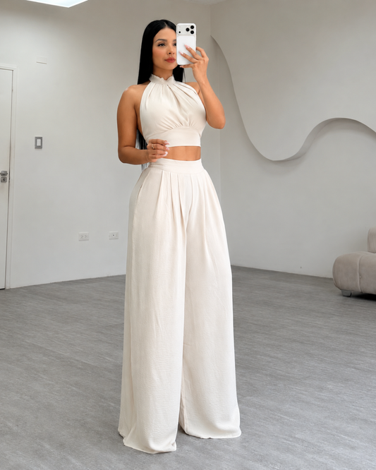 Conjunto Elegante de Top Halter e Calças