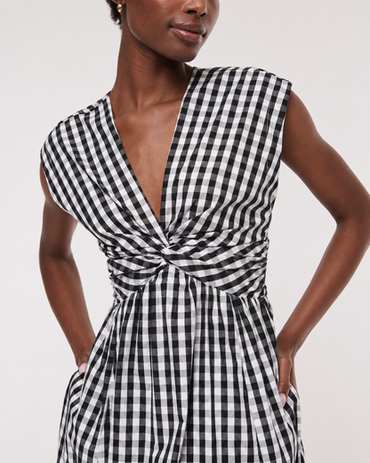 Maxivestido com Frente Giratória