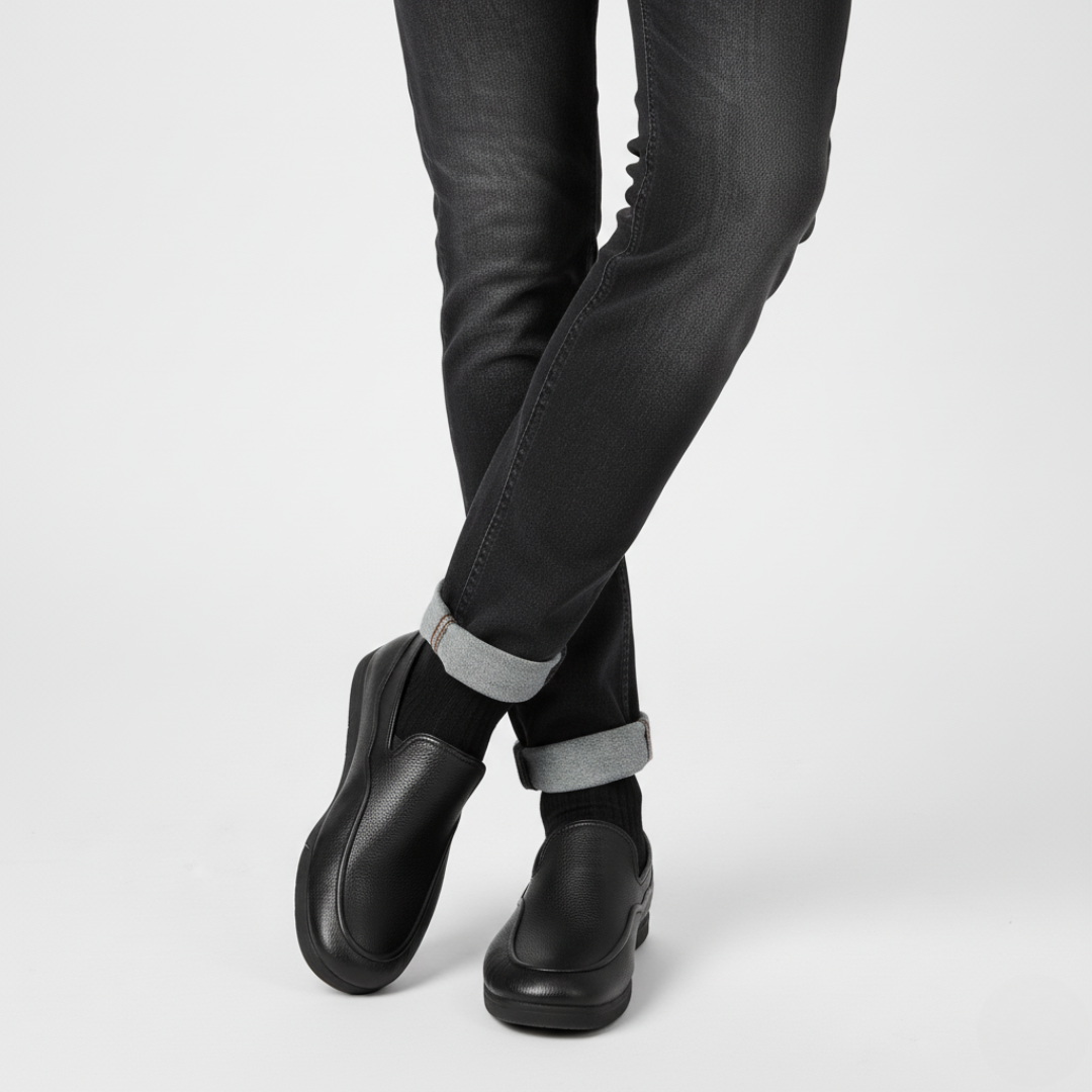 Sapatos com sola flexível e design ergonómico para homem