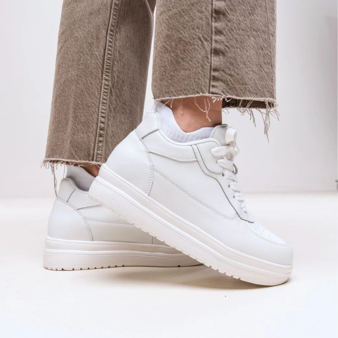 Sapatos desportivos com sola plana e palmilha alta para mulher