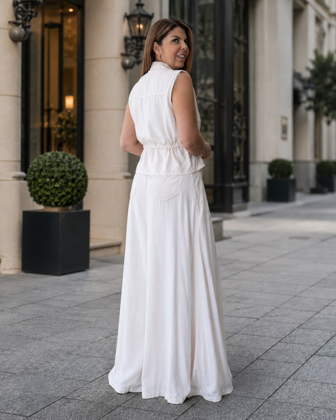 Conjunto comprido com saia fluida