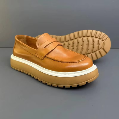 Mocassins de Sola Alta com Tira Frontal