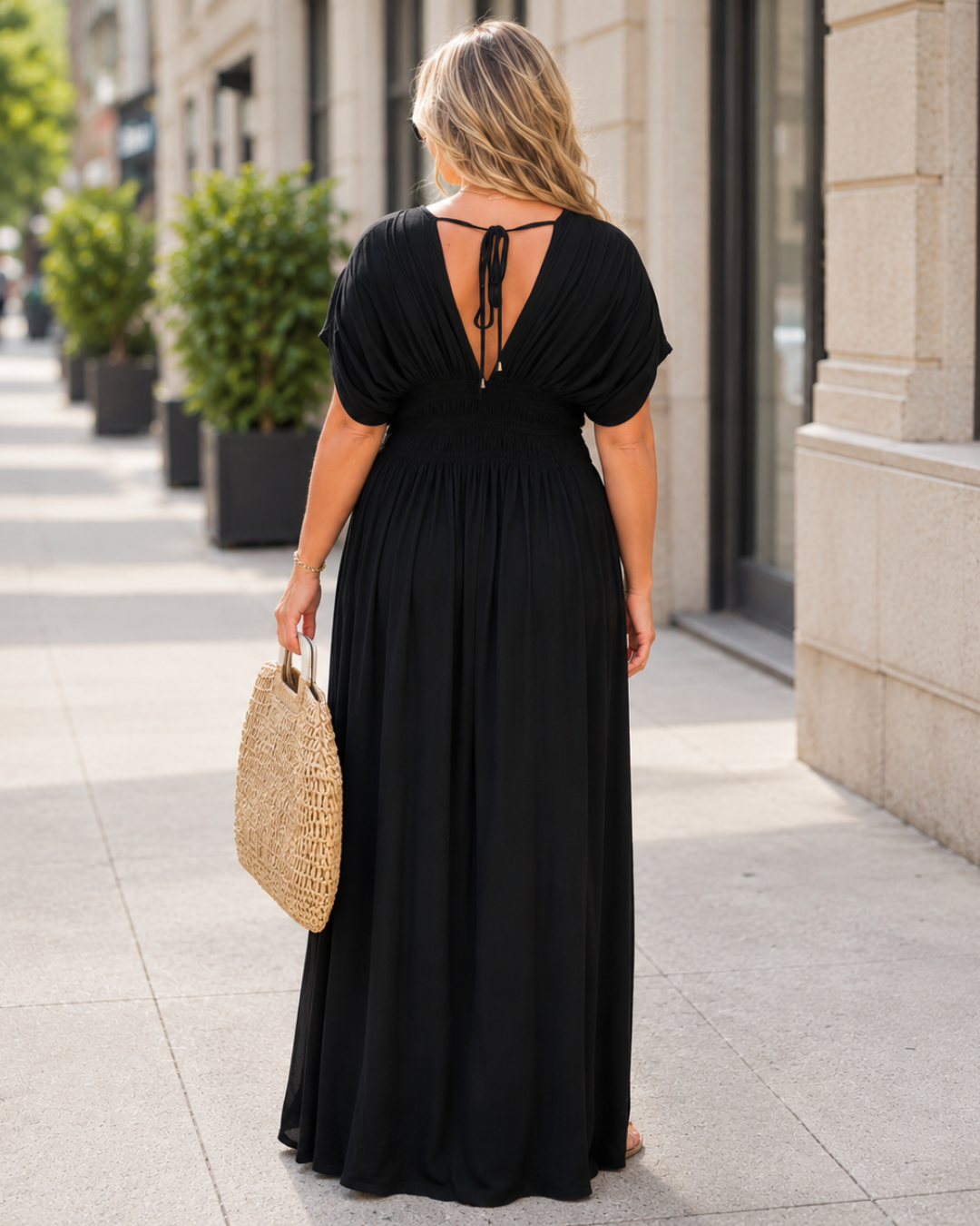 Vestido comprido fluido com cintura franzida
