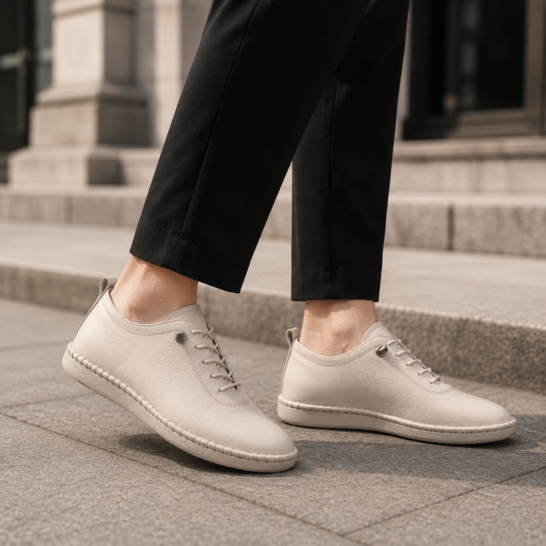 Sapatos flexível com Atacadores