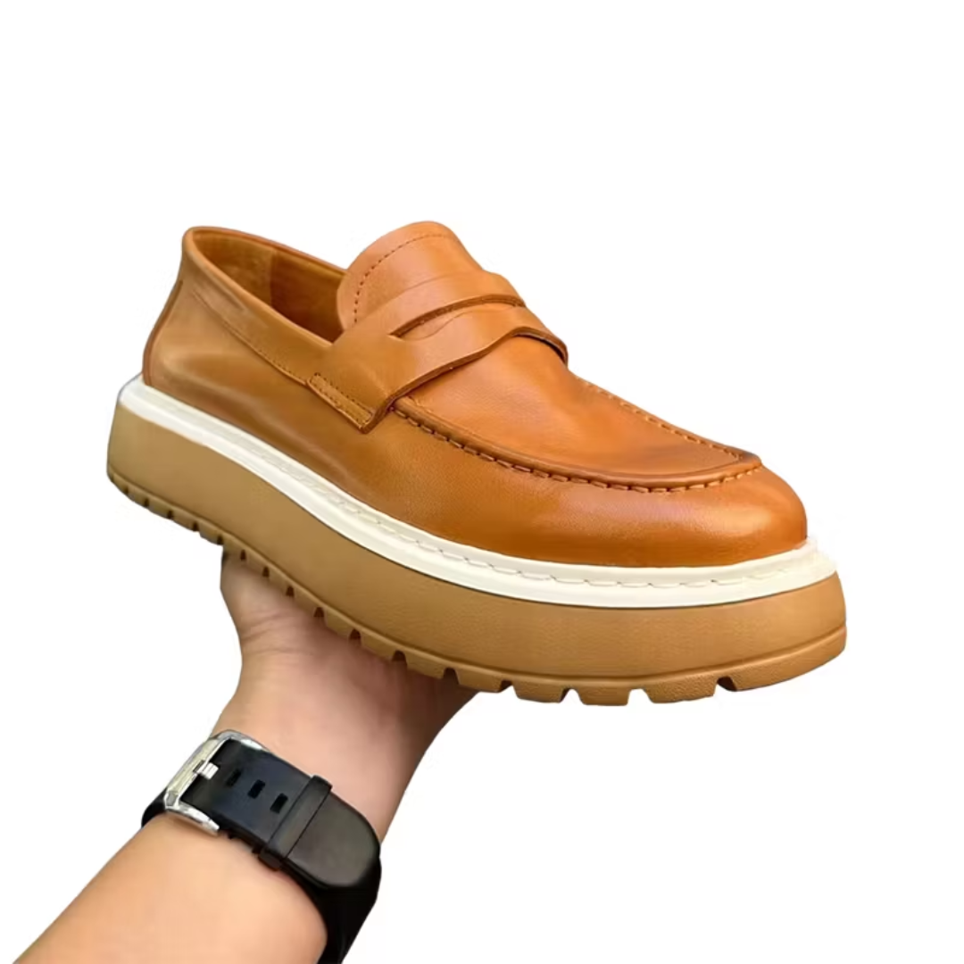 Mocassins de Sola Alta com Tira Frontal