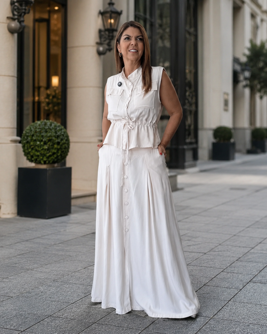 Conjunto comprido com saia fluida